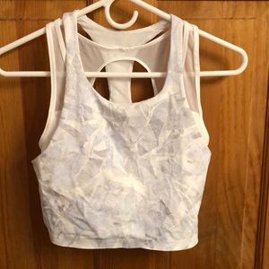 Lululemon sports bra